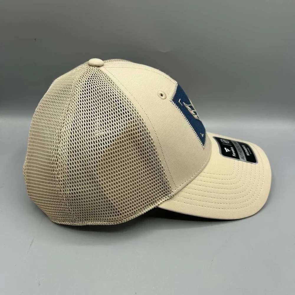Washington Capitals Trucker Hat Women Beige NHL Fanatics Snap Back Cap